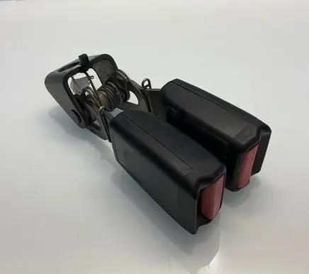 Mercedes-Benz E W211 Rear seatbelt buckle A2118604669 2118604669