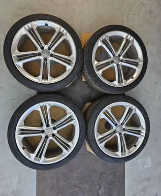 Audi A8 S8 D4 4H R21 alloy rim 4H0601025BM