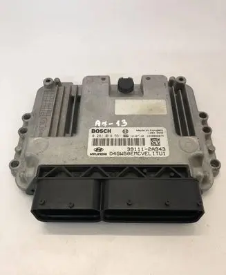 Hyundai i30 Engine control unit/module 391112A943 0281019551