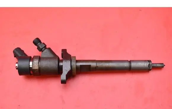 Fuel injector