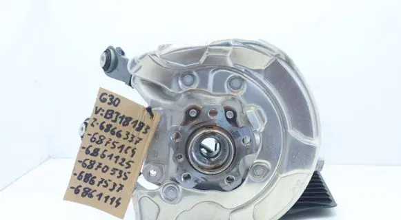 BMW 5 G30 G31 G38 Rear wheel hub spindle/knuckle 6866337MWGK 6866337