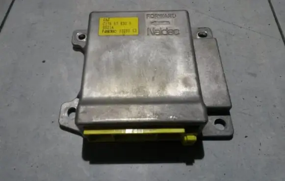 Mazda 626 Airbag control unit/module c17657k30b