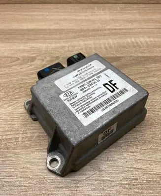 Hyundai i30 Airbag control unit/module 959102G200