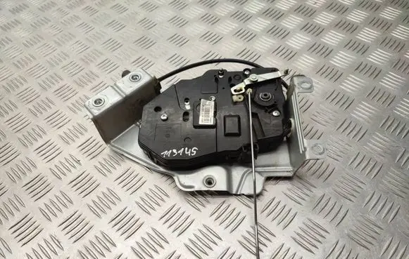 Volkswagen Caddy Loading door lock 2K5827201C