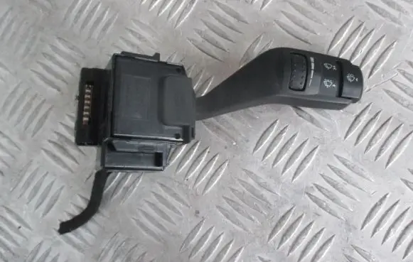 Ford Focus Wiper switch 17D940
