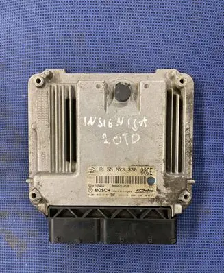 Opel Insignia A Engine control unit/module 55573330 0281015149 55566722