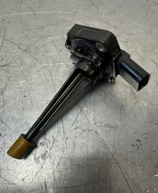 Volkswagen PASSAT B7 Oil level sensor 03L907660B 6PR01041805