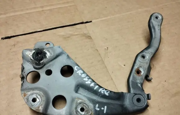 Chrysler Crossfire Engine bonnet/hood hinges