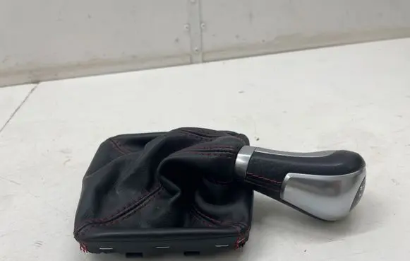 Mercedes-Benz CLA C117 X117 W117 Gear shifter/selector A1763641310