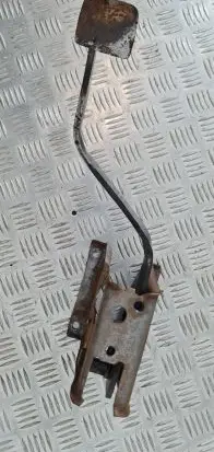 Opel Frontera B Clutch pedal 