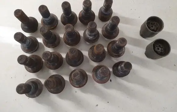 Renault Trafic II (X83) Nuts/bolts 