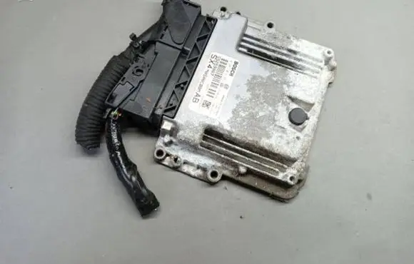 Suzuki SX4 S-Cross Engine control unit/module 0281019351 55259067 M0500CRBM