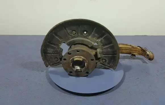 Audi Q7 4L Front wheel hub spindle knuckle 7L0407258A