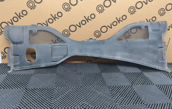 Audi A6 C7 Wiper trim 4G8819447