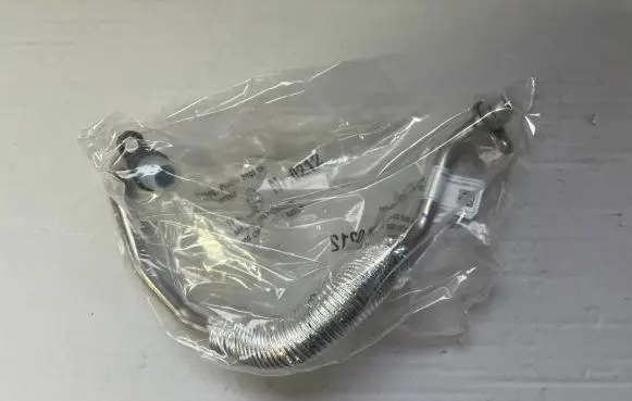 BMW X1 F48 F49 Oil fill pipe 7617532 9201423807