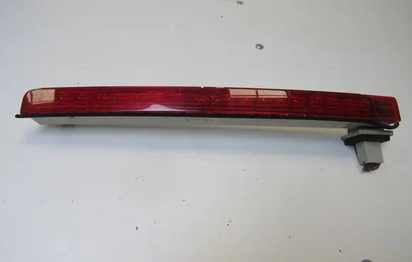 Mercedes-Benz E W211 Third/center stoplight A2118200256 2DA008625