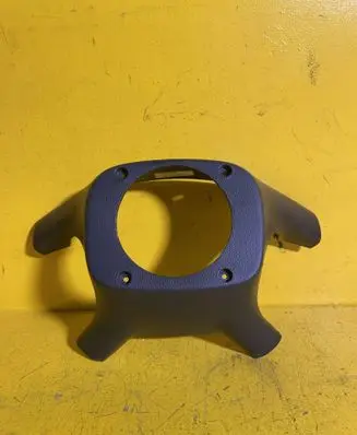 Chevrolet Captiva Steering wheel column trim