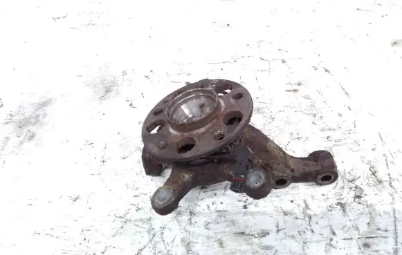 Mercedes-Benz B W245 Front wheel hub spindle knuckle