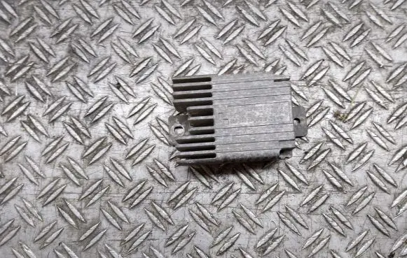 Mercedes-Benz A W168 Coolant fan relay 