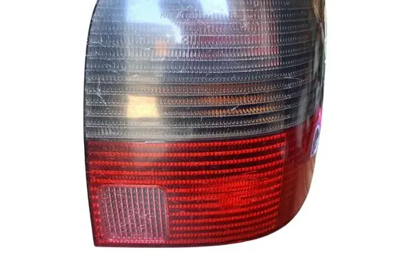 Volkswagen PASSAT B5 Rear/tail lights 3B9945257 393366
