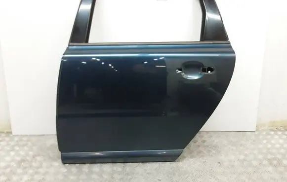 Volvo V70 Rear door