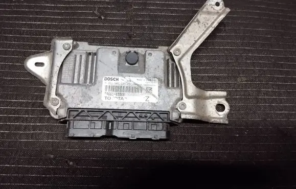 Toyota Yaris Engine control unit/module 896610DB60 0261S04206