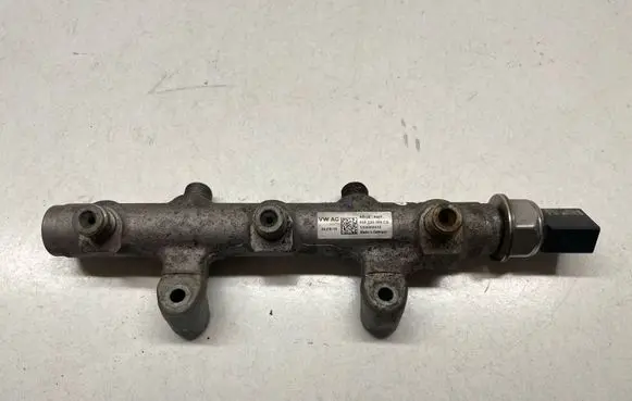 Audi Q7 4M Fuel main line pipe 059130089CS