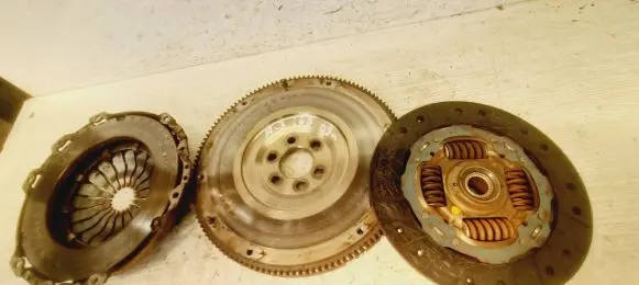 Audi A3 S3 8P Clutch set kit 030105271D 036141033H