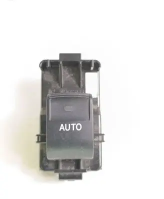 Toyota Auris E180 Electric window control switch 192801
