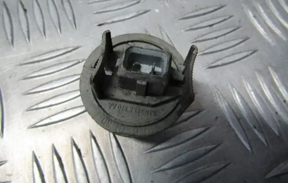 Ford Mondeo MK I Headlight part 93BG13K370AA B15F00370