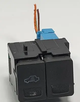 Volvo V50 Alarm switch 30740285