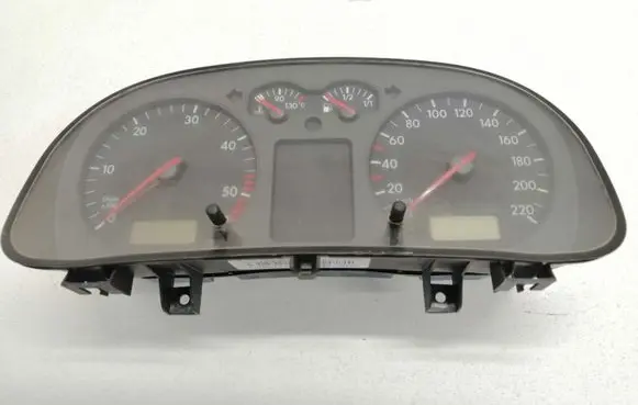 Speedometer (instrument cluster)