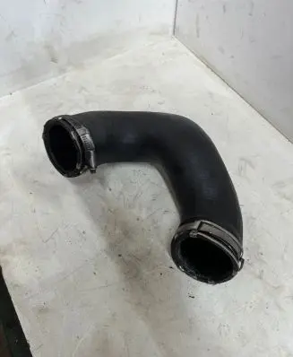 Audi Q7 4L Intercooler hose/pipe 7L6145972E