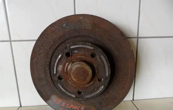 Renault Espace IV Stub axle 