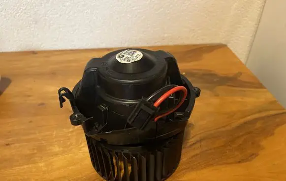 BMW 1 F40 Heater fan/blower CZ116243