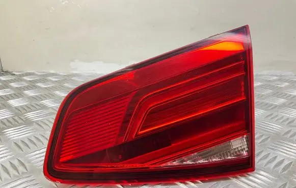 Volkswagen PASSAT B8 Tailgate rear/tail lights