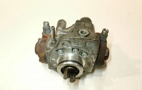 Lexus IS 220D-250-350 Fuel injection high pressure pump 221000R031