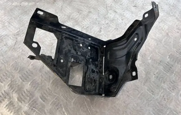 BMW X1 F48 F49 Headlight/headlamp mounting bracket 7342502