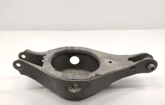 Renault Latitude (L70) Rear upper control arm/wishbone 