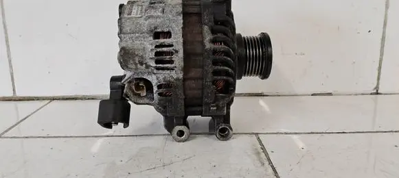 Peugeot RCZ Generator/alternator V757692180 A003TG5281ZEB