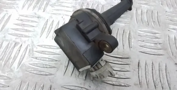 Volvo S40 High voltage ignition coil 8677837