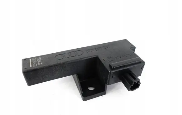 Volkswagen Touareg II Keyless (KESSY) go control unit/module 8K0907247