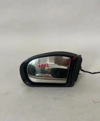 Mercedes-Benz C W203 Front door electric wing mirror 413133417