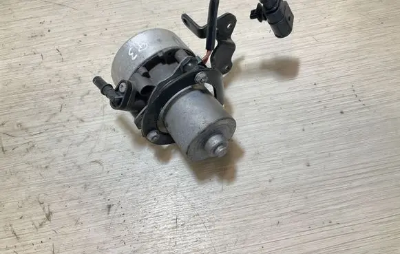 Vacuum pump