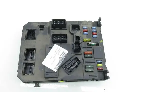Peugeot Partner Central body control module S118085320 9653667580