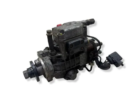 Skoda Octavia Mk1 (1U) Fuel injection high pressure pump 038130107D