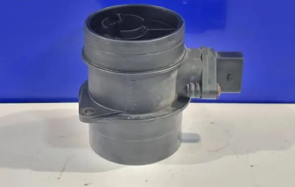 Audi A6 S6 C5 4B Mass air flow meter 074906461B