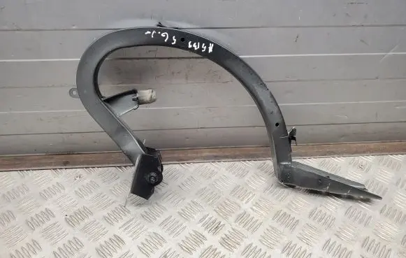 Audi A5 Tailgate/trunk/boot hinge 8W6827301