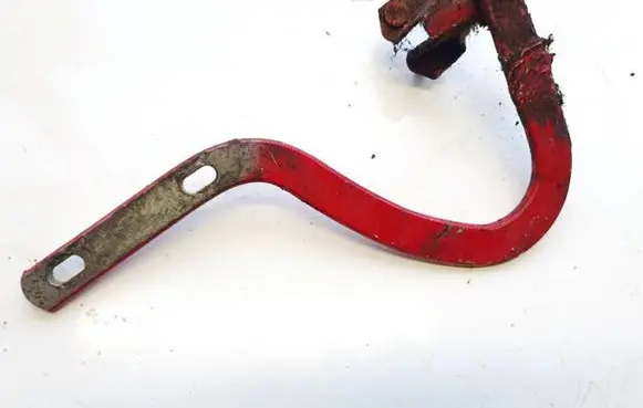 Volkswagen Jetta II Tailgate/trunk/boot hinge