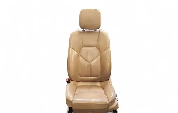 Porsche Macan (95B) Front driver seat 